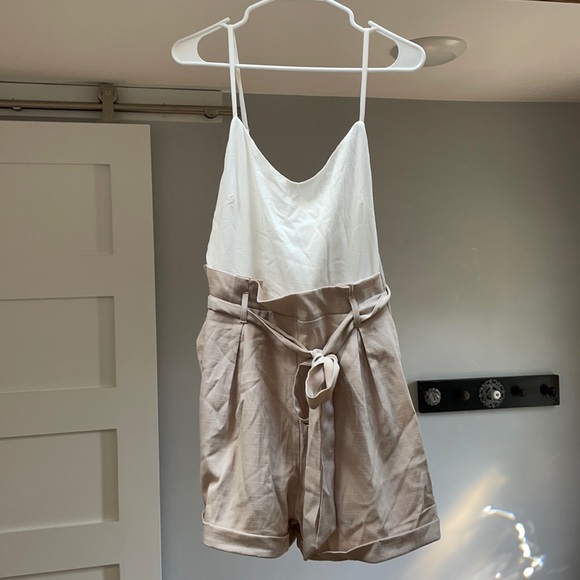 Fashion Nova Linen Romper - Picture 4 of 7